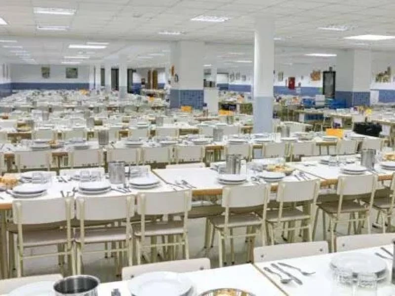 Comedor y cocina en el propio colegio