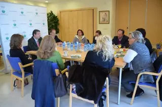 Desayuno del Alcalde de Villanueva de la Cañada con los vecinos