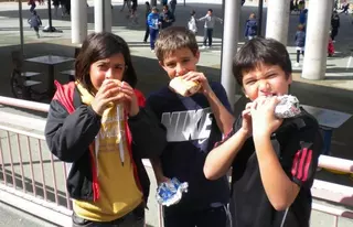 El Ayuntamiento organiza recreos saludables para escolares