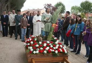 Cientos de Villanovenses acuden al Parque de la Baltasara para celebrar San Isidro