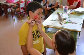 Un equipo del Centro de Transfusión de Sangre de la Comunidad de Madrid, visita el Minicampus