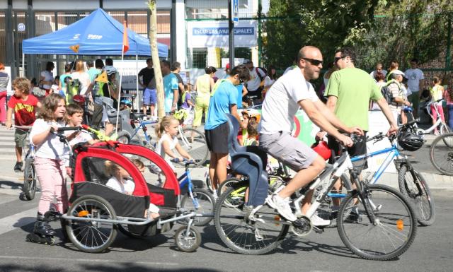 La primera jornada de la Fiesta de la Bicicleta reúne a más de 600 corredores