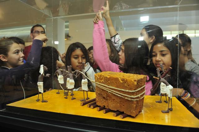 “La Plastihistoria de la Humanidad” llega a Villanueva de la Cañada
