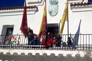 Los más pequeños de Villanueva del Pardillo decoran el casco antiguo