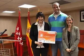 Villanueva del Pardillo entrega la recaudación de la Carrera Popular a la Fundación Síndrome de West