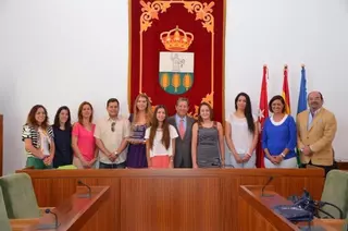 Recepción institucional del equipo femenino del Club de Esgrima, medalla de oro en el Campeonato de España