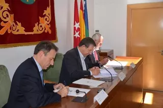 El Ayuntamiento firma con FETAM y la Fundación Trébol convenios de colaboración