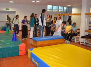 El Ayuntamiento dona a la Fundación Jardines de España un lote de material deportivo