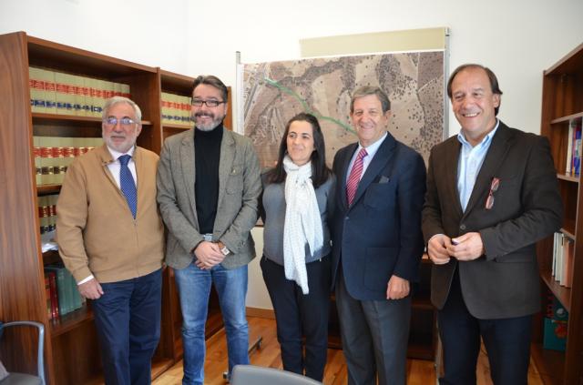 El Alcalde de Villanueva de la Cañada se reúne con su homólogo de Brunete por la construcción de la senda ciclable hasta La Raya