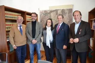 El Alcalde de Villanueva de la Cañada se reúne con su homólogo de Brunete por la construcción de la senda ciclable hasta La Raya