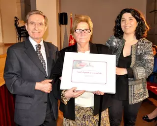 Villanueva del Pardillo entrega su Premio Mujer a Isabel Izquierdo, primera farmacéutica del municipio