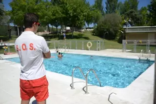 La piscina de verano abre hasta el 6 de Septiembre