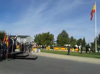 Villanueva de la Cañada acoge una Jura de Bandera para personal civil