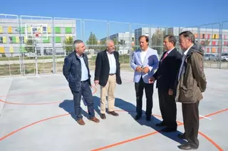 Abierta a los ciudadanos la nueva pista polideportiva del Sector 2 