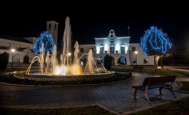 El Ayuntamiento de Villanueva de la Cañada enciende el alumbrado navideño