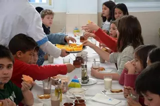 Más de 200 escolares de Primaria y Secundaria participarán este curso en los “Desayunos Saludables”