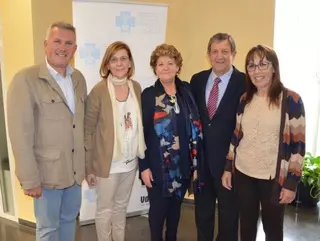 Homenaje a la enfermera Isabel López Clavier por su jubilación