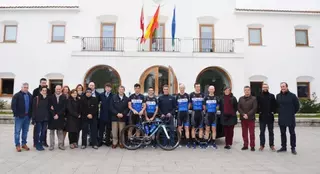 Presentación en Villanueva de la Cañada del equipo ciclista Orquín para la temporada 2017