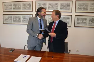 Convenio para la construcción de la senda ciclable entre el casco urbano y La Raya del Palancar