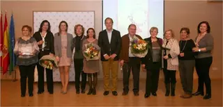 El Ayuntamiento concede los Premios Mujer 2017 a Cáritas, Asociación Española contra el Cáncer y Banco de Alimentos.