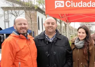 Ciudadanos Villanueva de la Cañada reclama una solución urgente al conflicto del transporte