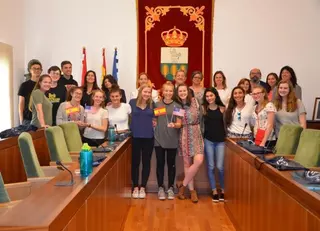 Estudiantes de Secundaria de Newtown visitan Villanueva de la Cañada