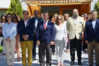 Minuto de silencio en Villanueva de la Cañada en repulsa por el atentado terrorista en Manchester