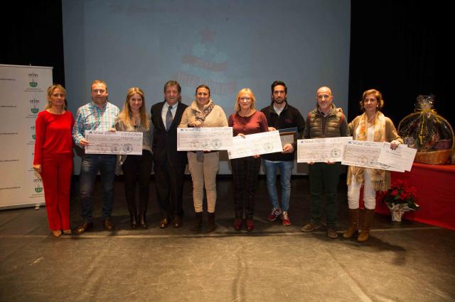 El Ayuntamiento entrega los premios del XV Concurso de Escaparatismo Navideño