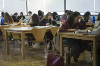 La Biblioteca Municipal F. Lázaro Carreter de Villanueva de la Cañada amplía su horario de fin de semana