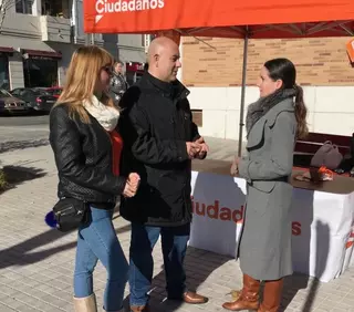 Ciudadanos critica la falta de previsión en el incremento del gasto en el contrato de basuras de Villanueva de la Cañada