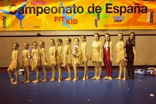 Las gimnastas de FitKid de Villanueva del Pardillo rumbo a los Campeonatos de España