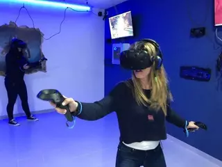 Only VR Store, espacio de realidad virtual, inaugura su primer centro en la zona noroeste

