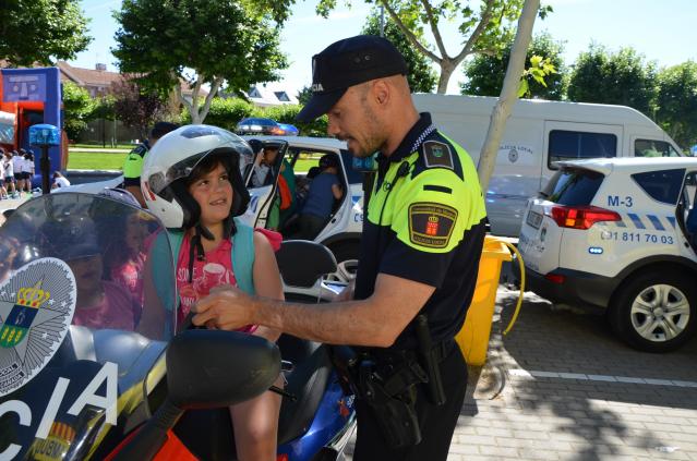 Alrededor de 220 alumnos de Primaria se convierten en “Policía por un día”