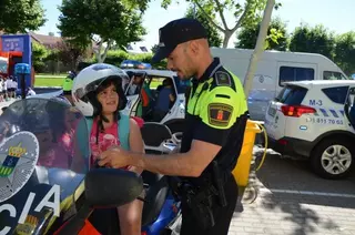 Alrededor de 220 alumnos de Primaria se convierten en “Policía por un día”