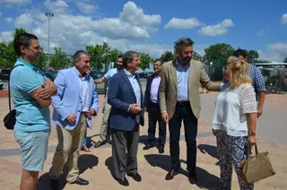 Una delegación de la Asociación Víctimas del Terrorismo visita Villanueva de la Cañada