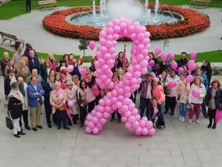 Villanueva de la Cañada se suma al Día Mundial contra el Cáncer de Mama