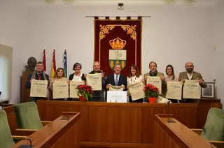 Entrega de la recaudación del IX Torneo de Pádel Solidario de V. de La Cañada  a la Asociación Española contra la Meningitis