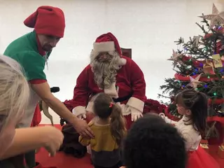 La VI Carrera de Navidad, las XV Migas solidarias y Papá Noel protagonizan el fin de semana