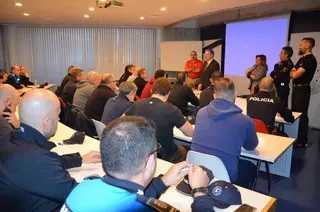 Curso de Instructor de Taser en Villanueva de la Cañada