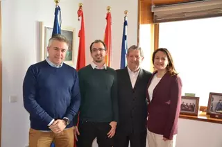 Recepción en Villanueva de la Cañada a representantes de la Asociación Española contra la Meningitis y Meningitis Research Foundation