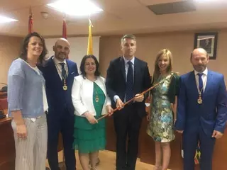 Eduardo Fernández, investido Alcalde de Villanueva del Pardillo