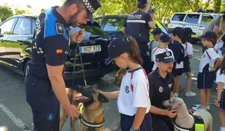 La Policía Local de Villanueva de la Cañada organiza una jornada de puertas abiertas para 200 escolares
