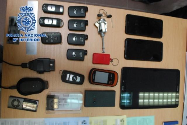 La Policía Nacional ha desarticulado una organización criminal dedicada a la sustracción de vehículos todoterreno de lujo