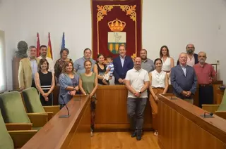La Fundación SEUR destina 6.000 euros a un menor villanovense con Síndrome de West