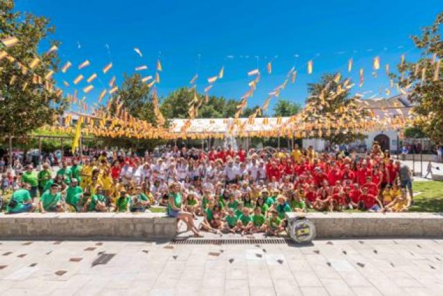 Miles de personas se dan cita en las Fiestas Patronales de Villanueva de la Cañada en honor a Santiago Apóstol