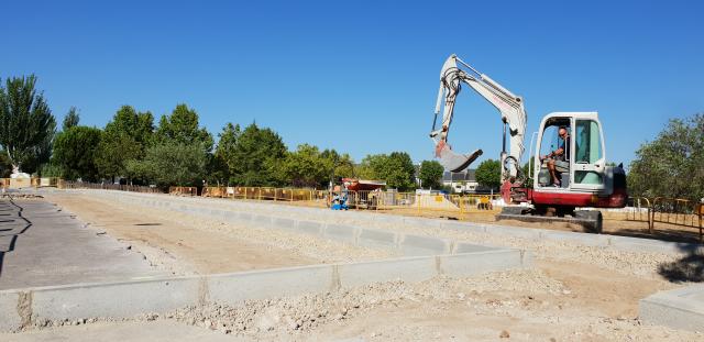 Iniciada la construcción de 31 plazas de aparcamiento en Villanueva de la Cañada