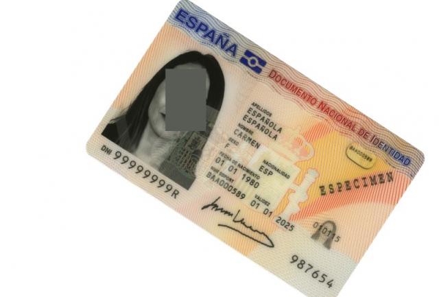 Suspendido el servicio en Pozuelo de cita previa para la expedición del DNI