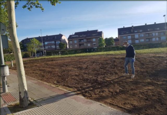 Villanueva del Pardillo continúa con las labores de jardinería municipales durante el estado de alarma