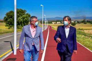 Abierta al público la senda ciclable entre el casco urbano de Villanueva de la Cañada y La Raya del Palancar