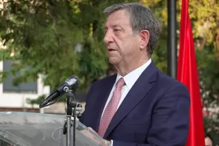 Luis Partida lamenta el acuerdo de la FEMP que permite al Gobierno "apropiarse" de los ahorros de los Ayuntamientos
